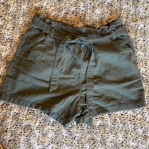 A.N.A Paperbag waist shorts